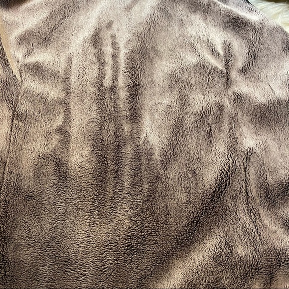 Robert Kitchen Silver Metallic Vest Fleece Medium - Picture 8 of 10